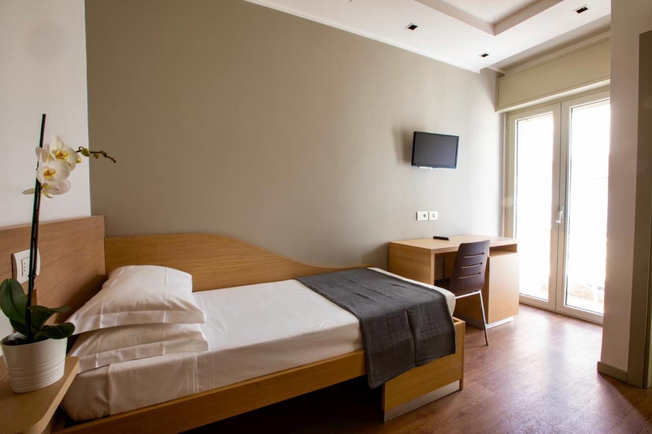 Hotel Liane リッチョーネ エクステリア 写真